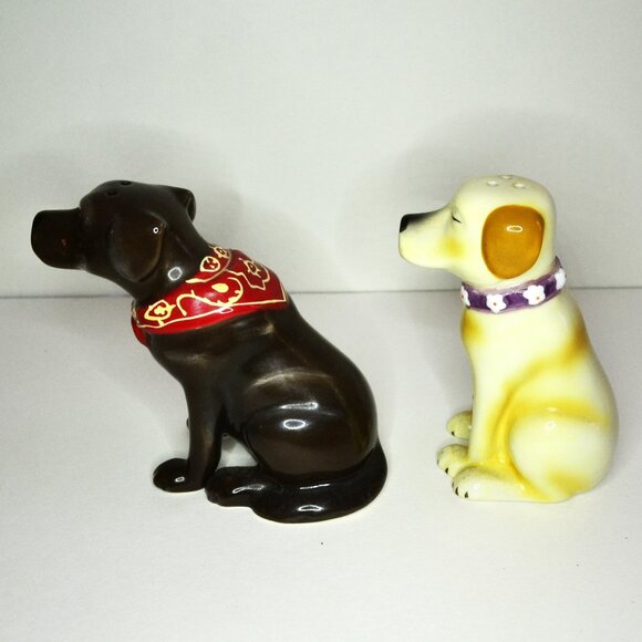 Adorable Kissing Dogs Ceramic Salt And Pepper Shakers Dining Accessories Pets - Picture 5 of 7